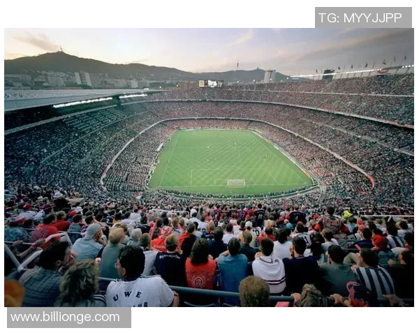 全球足球明星精彩瞬间集锦全面呈现 经典球员风采尽收眼底